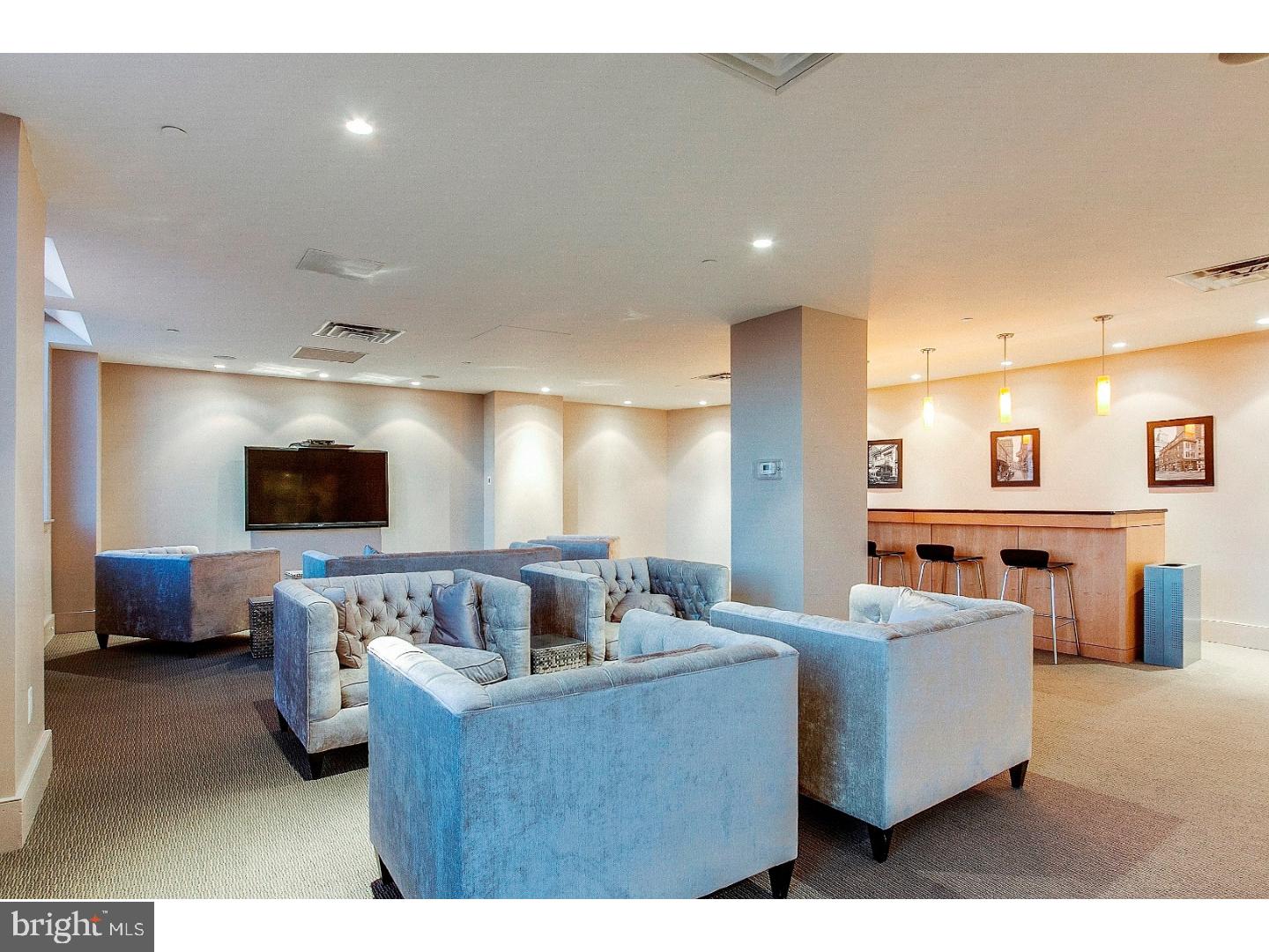 RITTENHOUSE SQUARE - Residential Lease