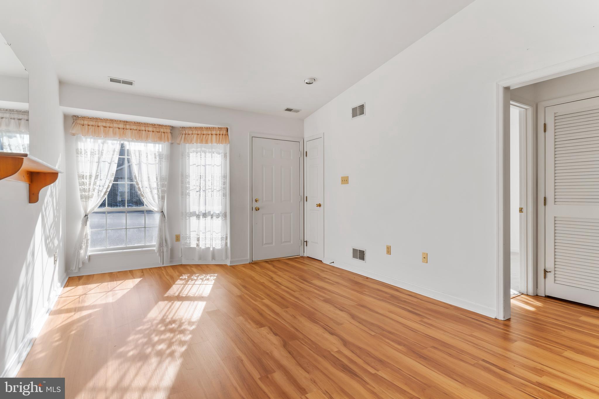 GREENFIELD - Residential