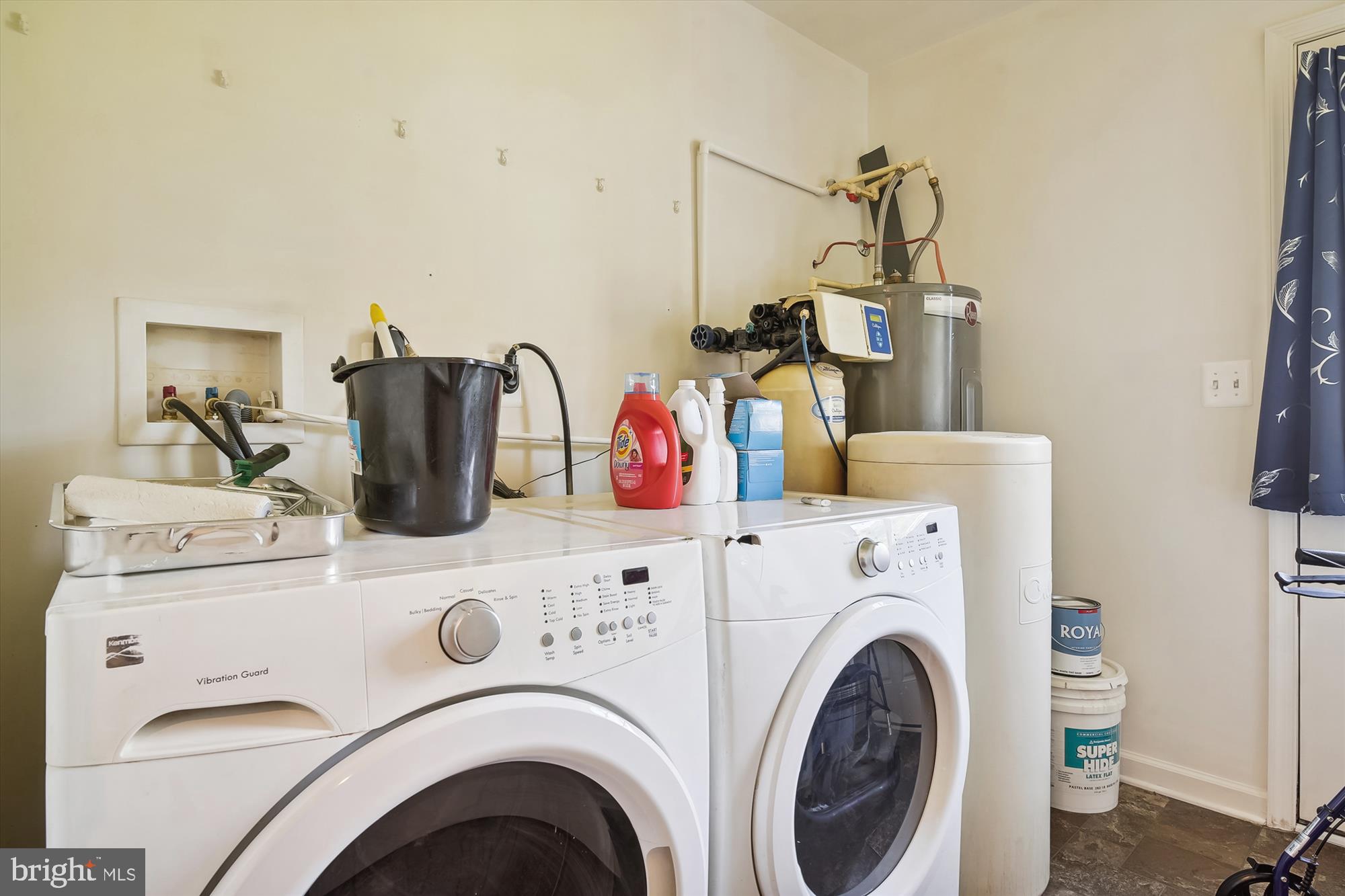 QUAKER ESTATES - Residential