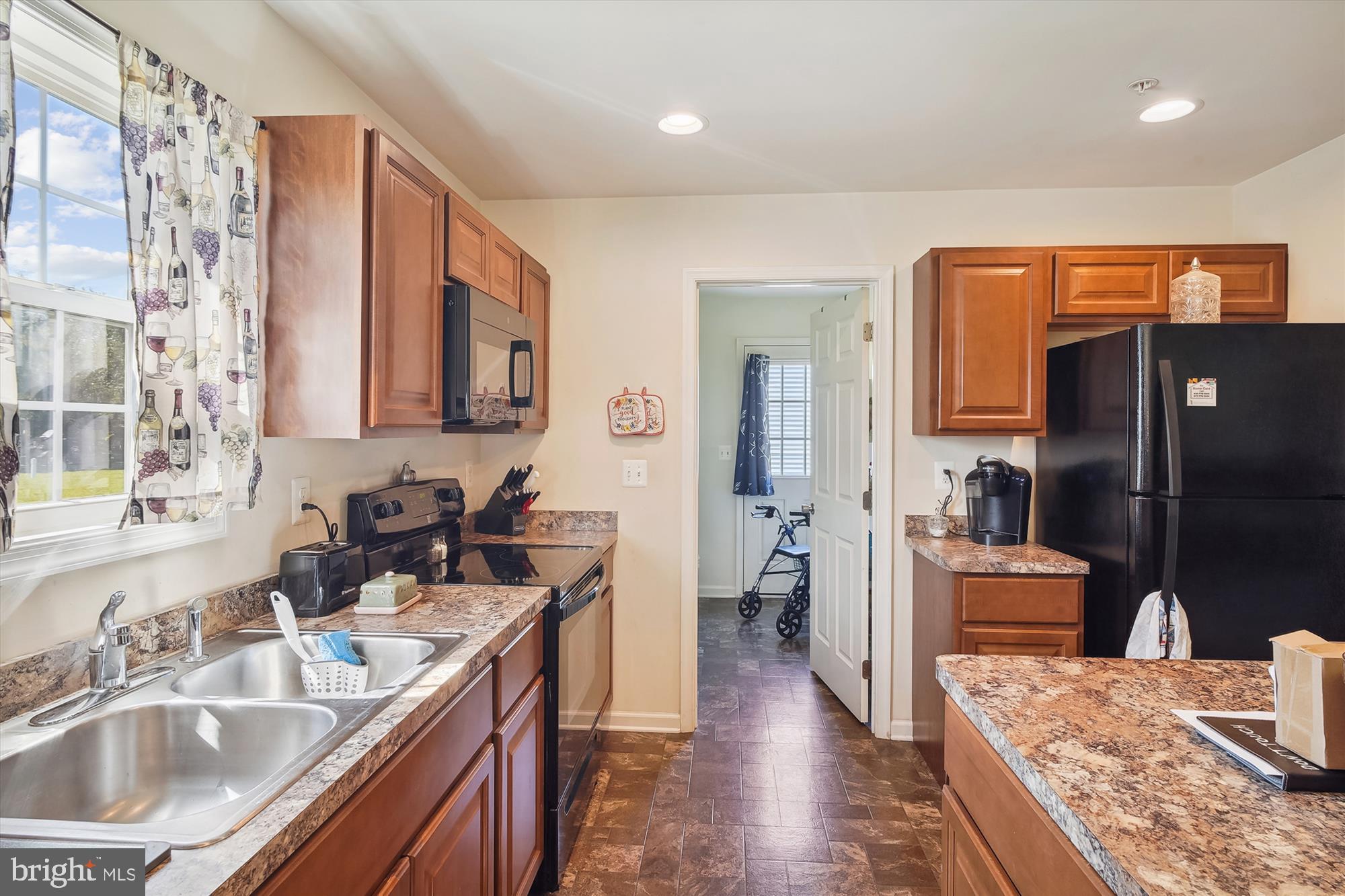 QUAKER ESTATES - Residential