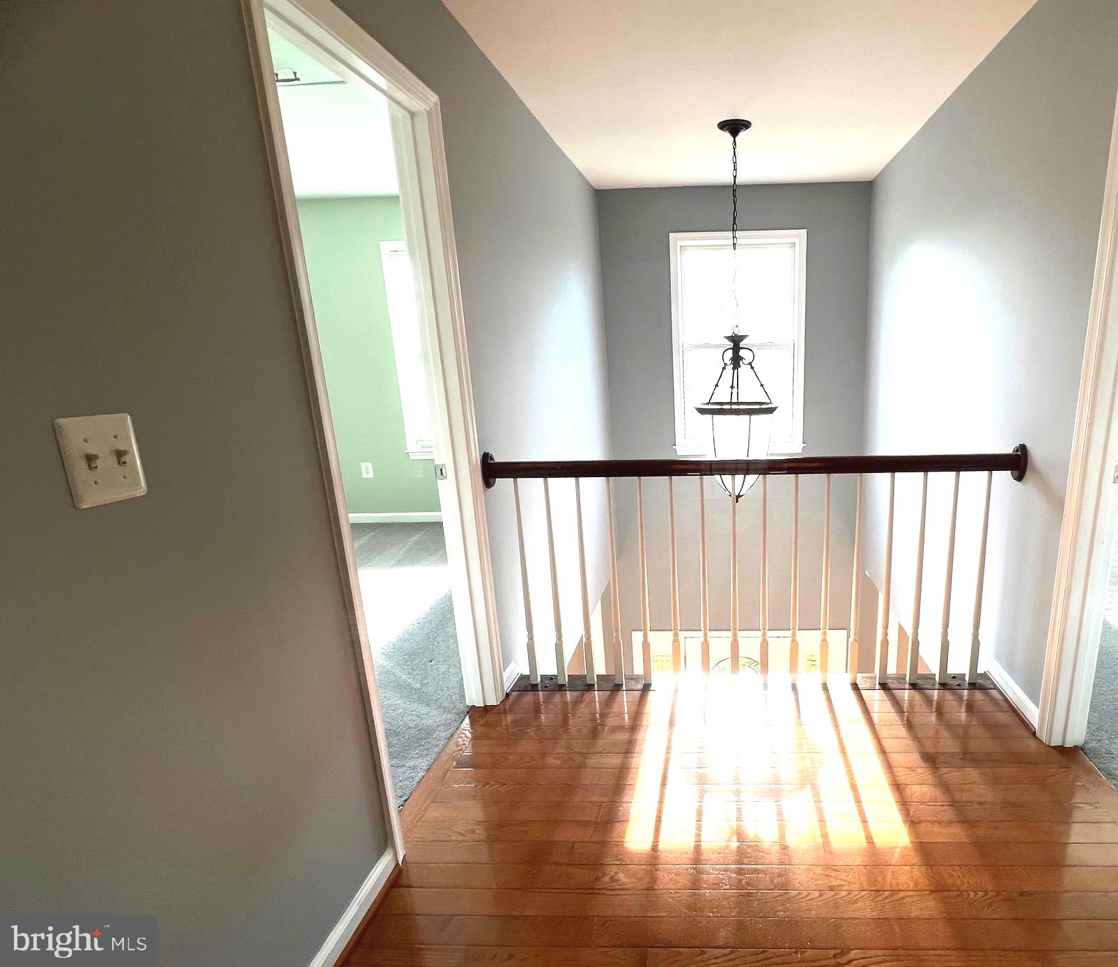 HAMPTON OAKS - Residential