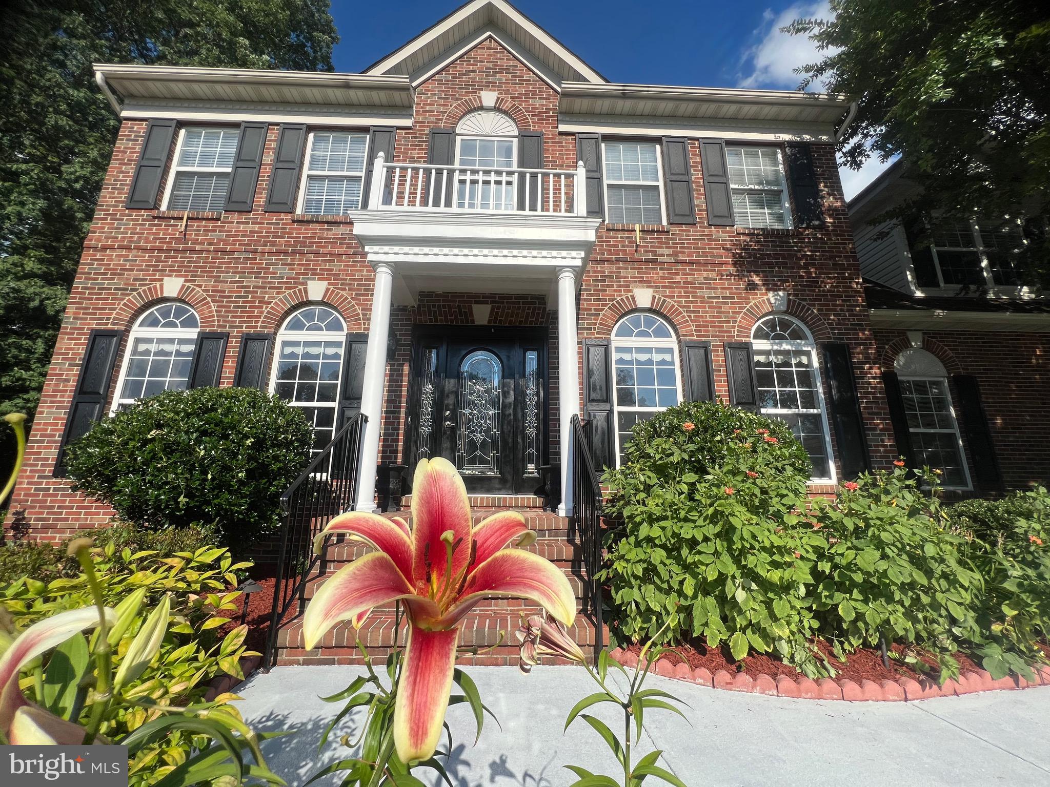 HAMPTON OAKS - Residential