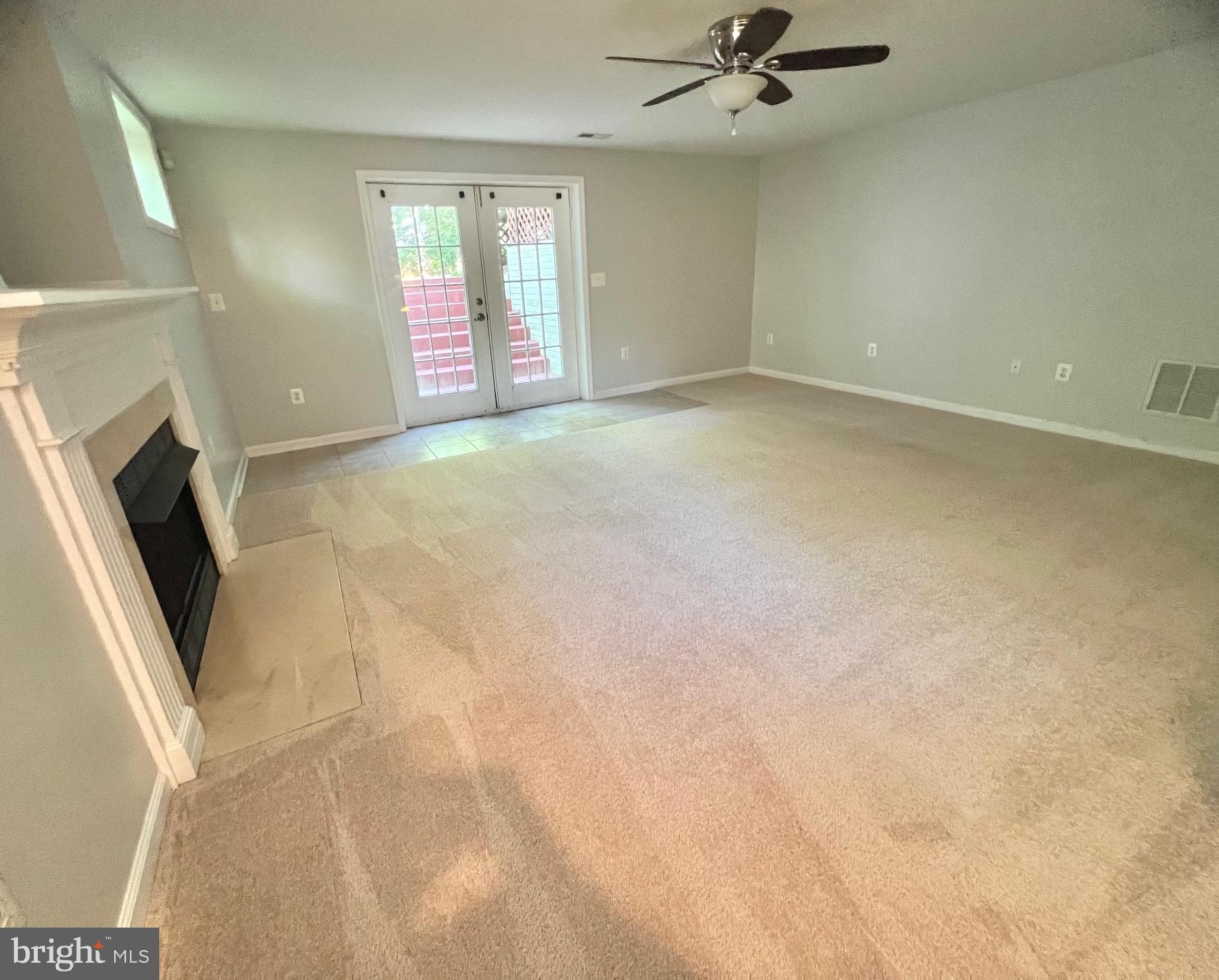 HAMPTON OAKS - Residential