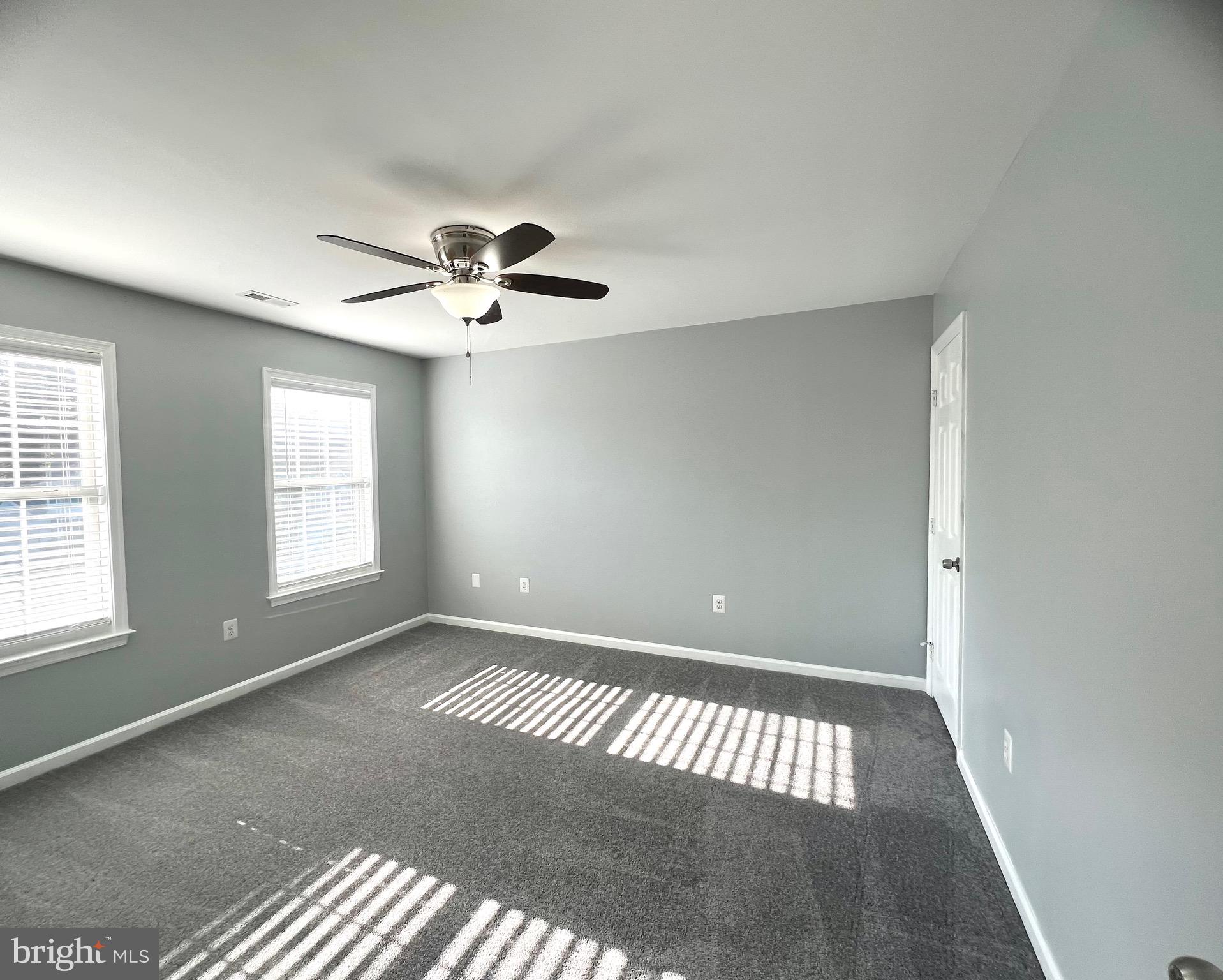 HAMPTON OAKS - Residential