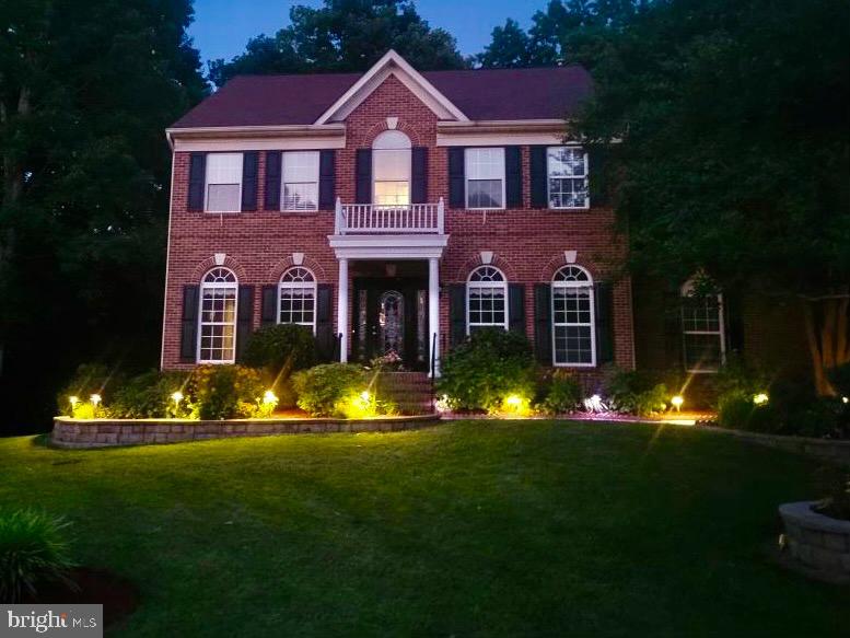 HAMPTON OAKS - Residential