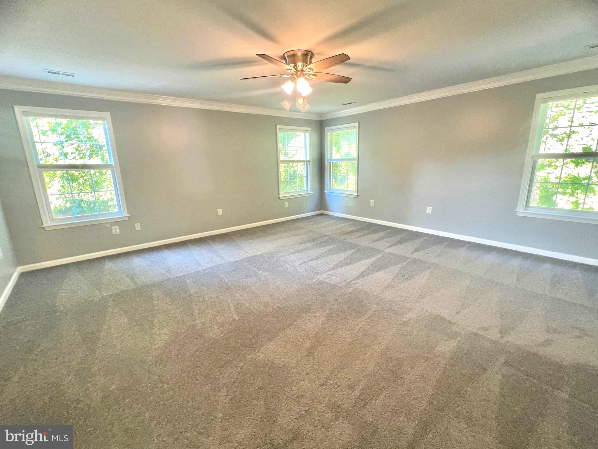 HAMPTON OAKS - Residential