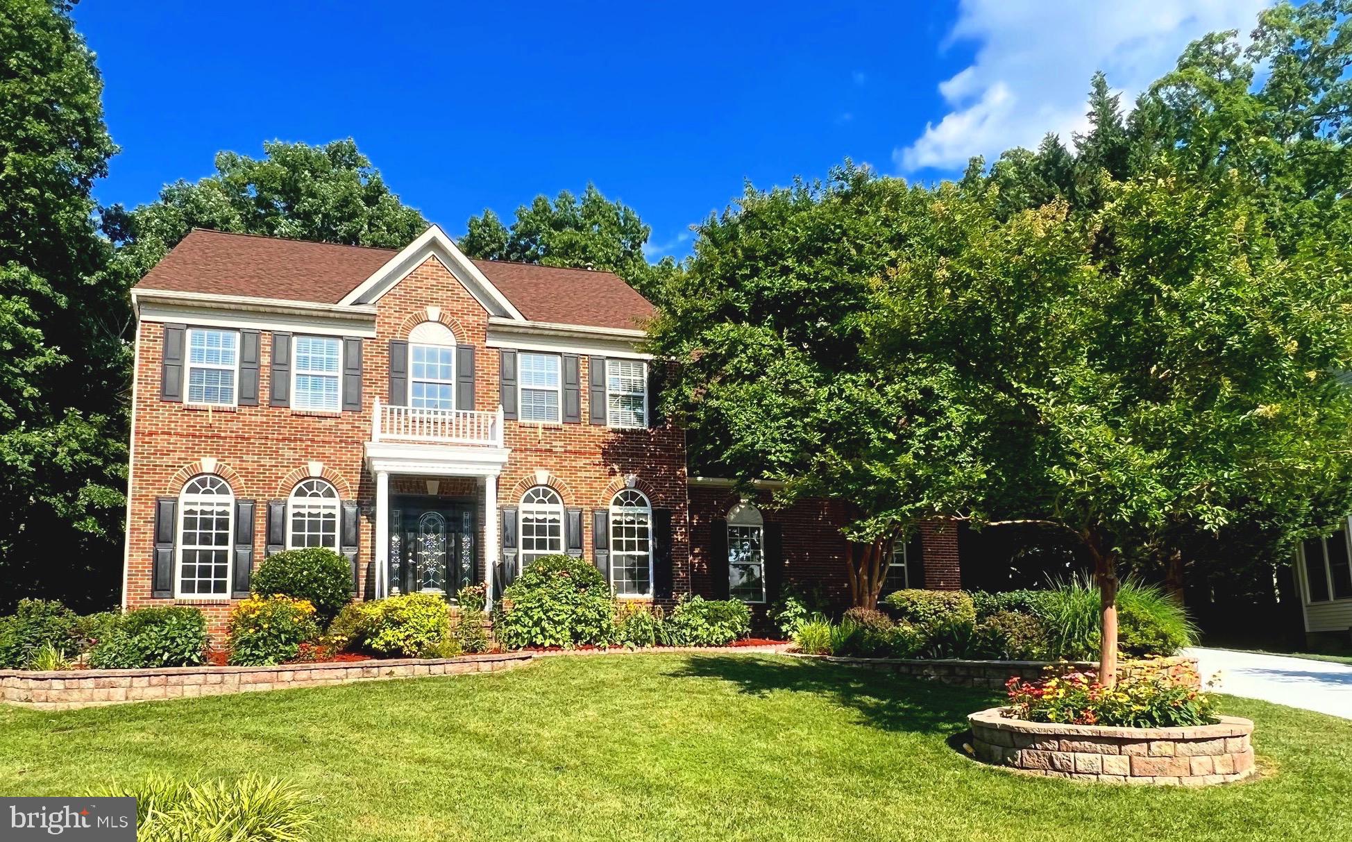 HAMPTON OAKS - Residential