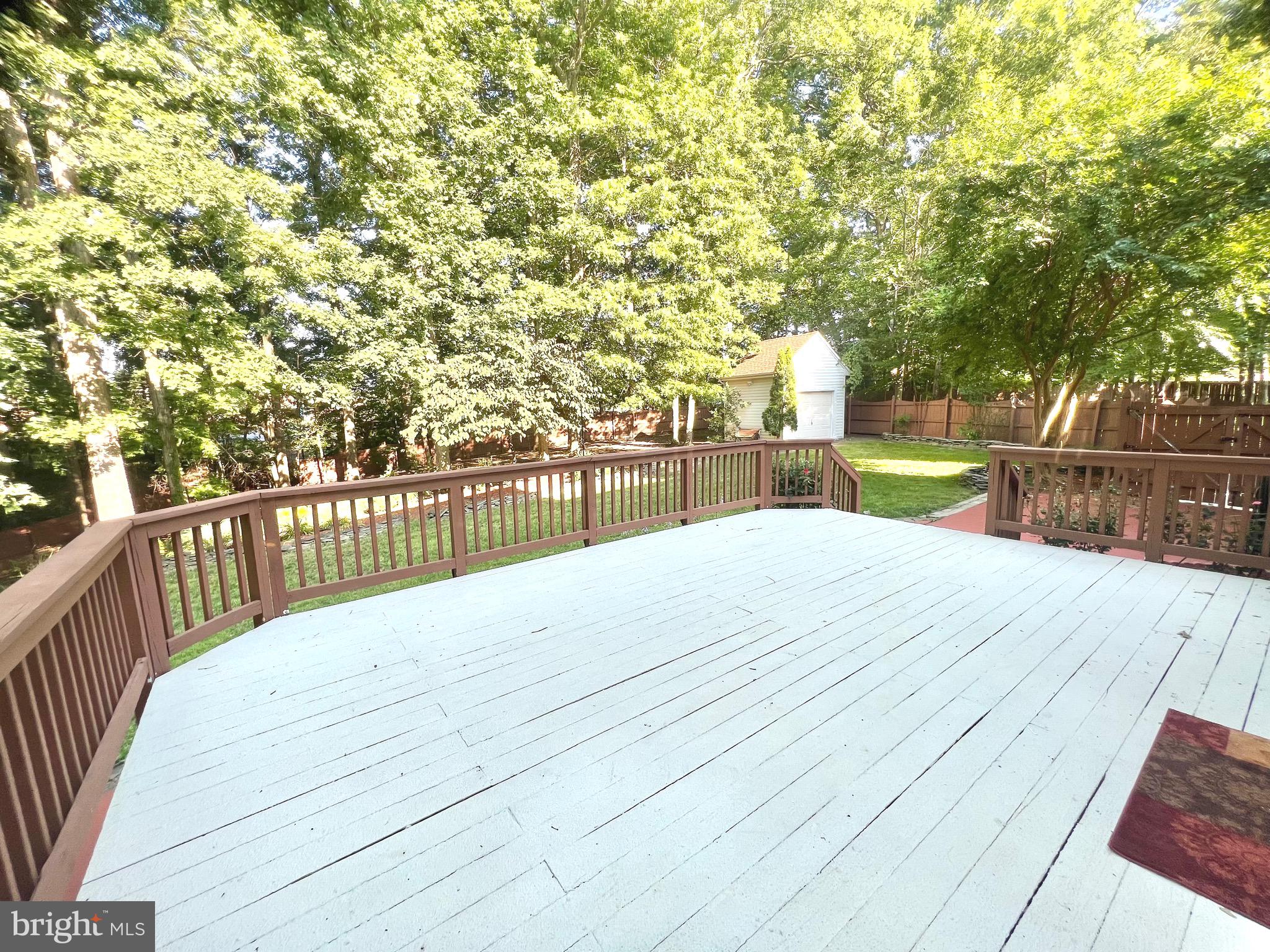 HAMPTON OAKS - Residential