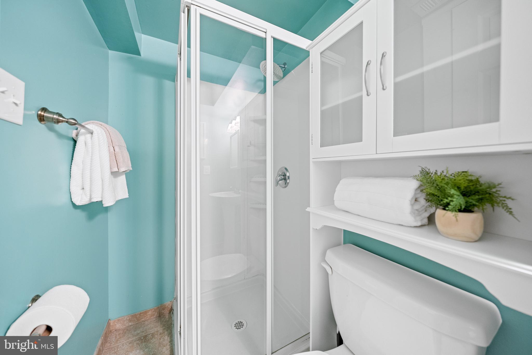 JEFFERSON MANOR - Residential