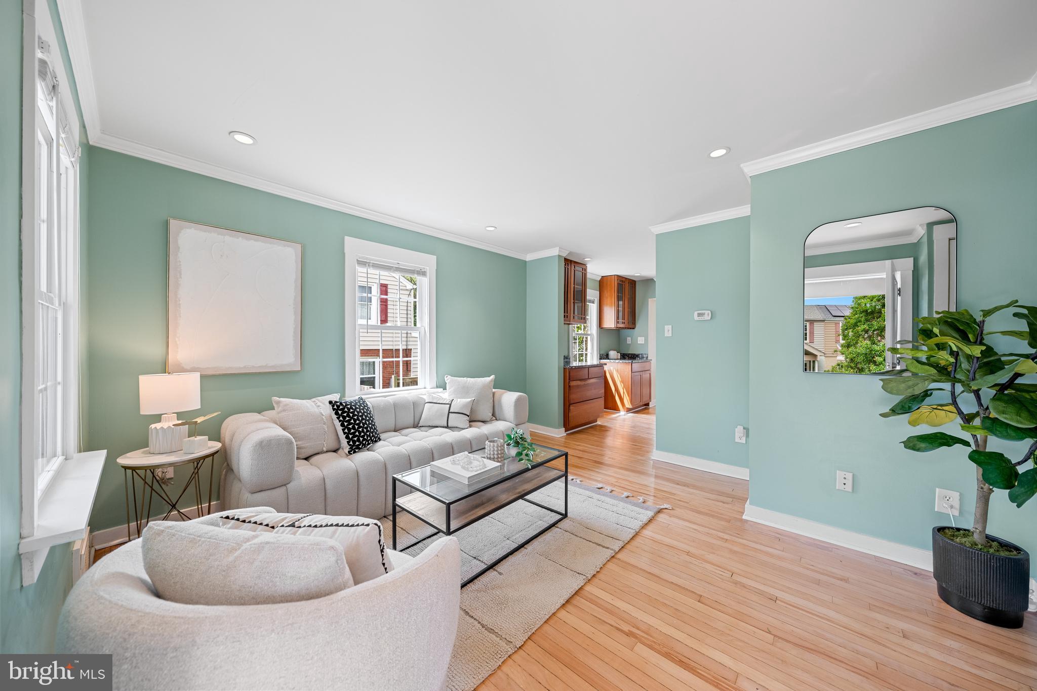 2616 FARMINGTON DRIVE