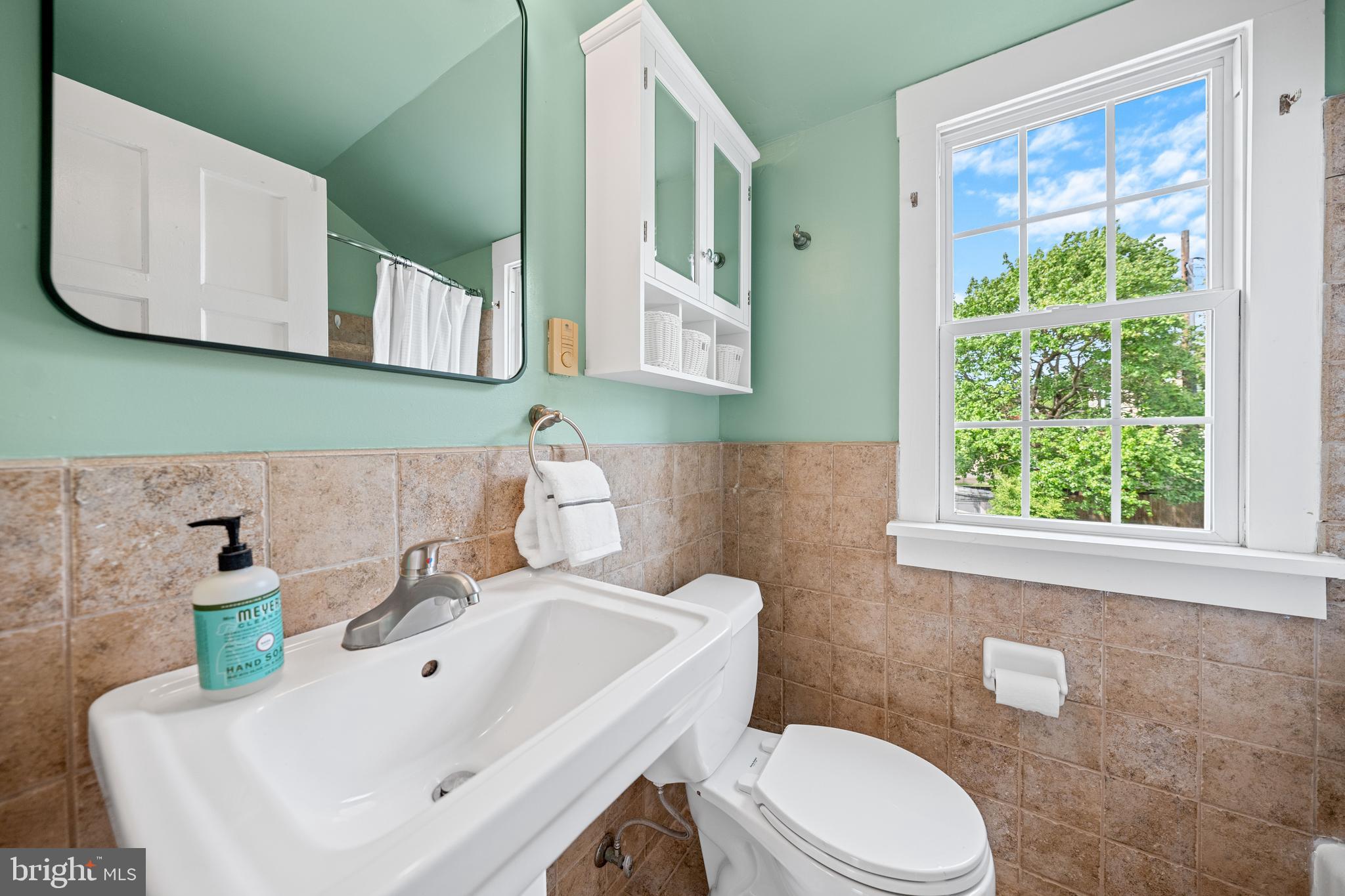 JEFFERSON MANOR - Residential