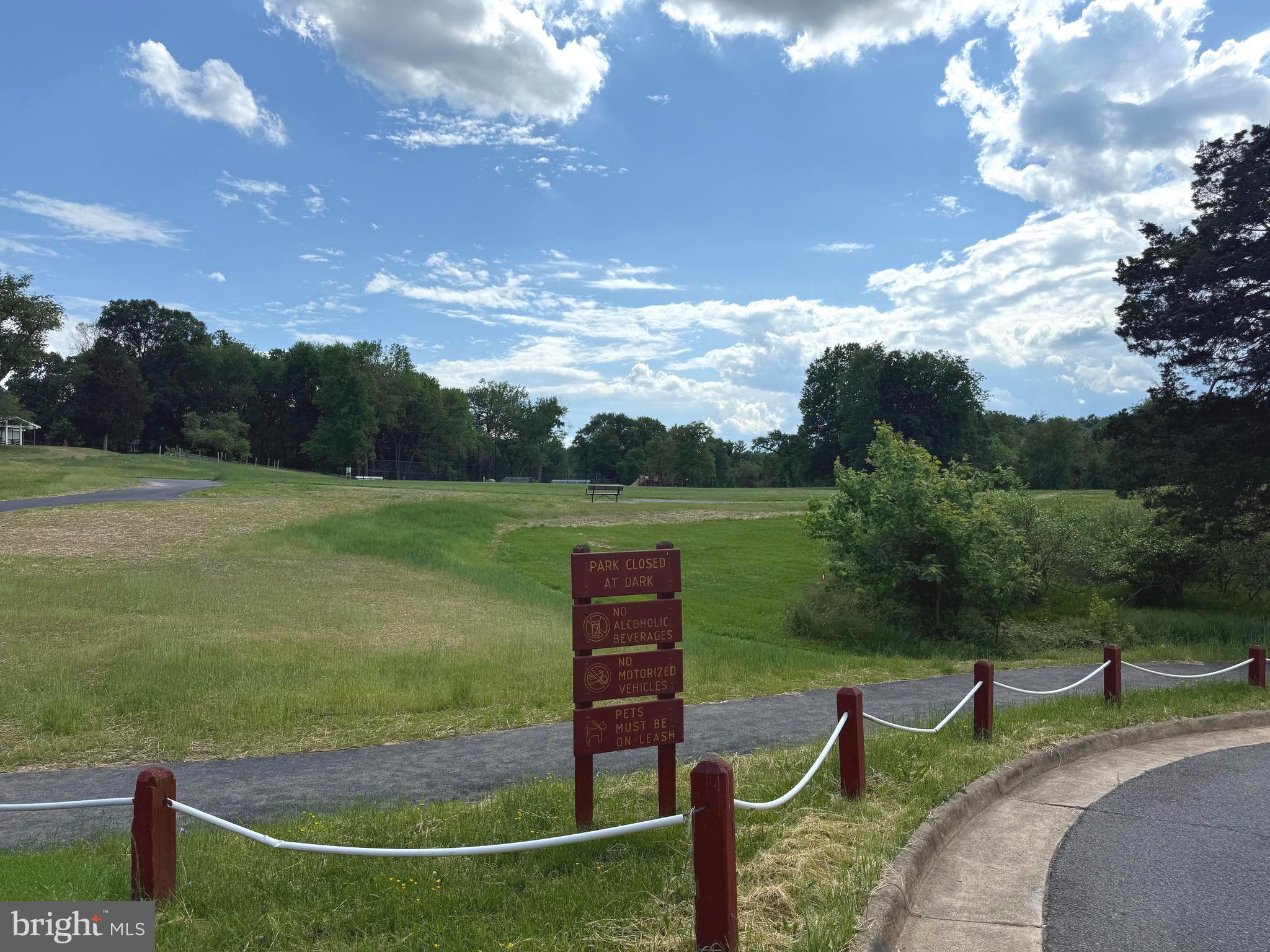 JEFFERSON MANOR - Residential