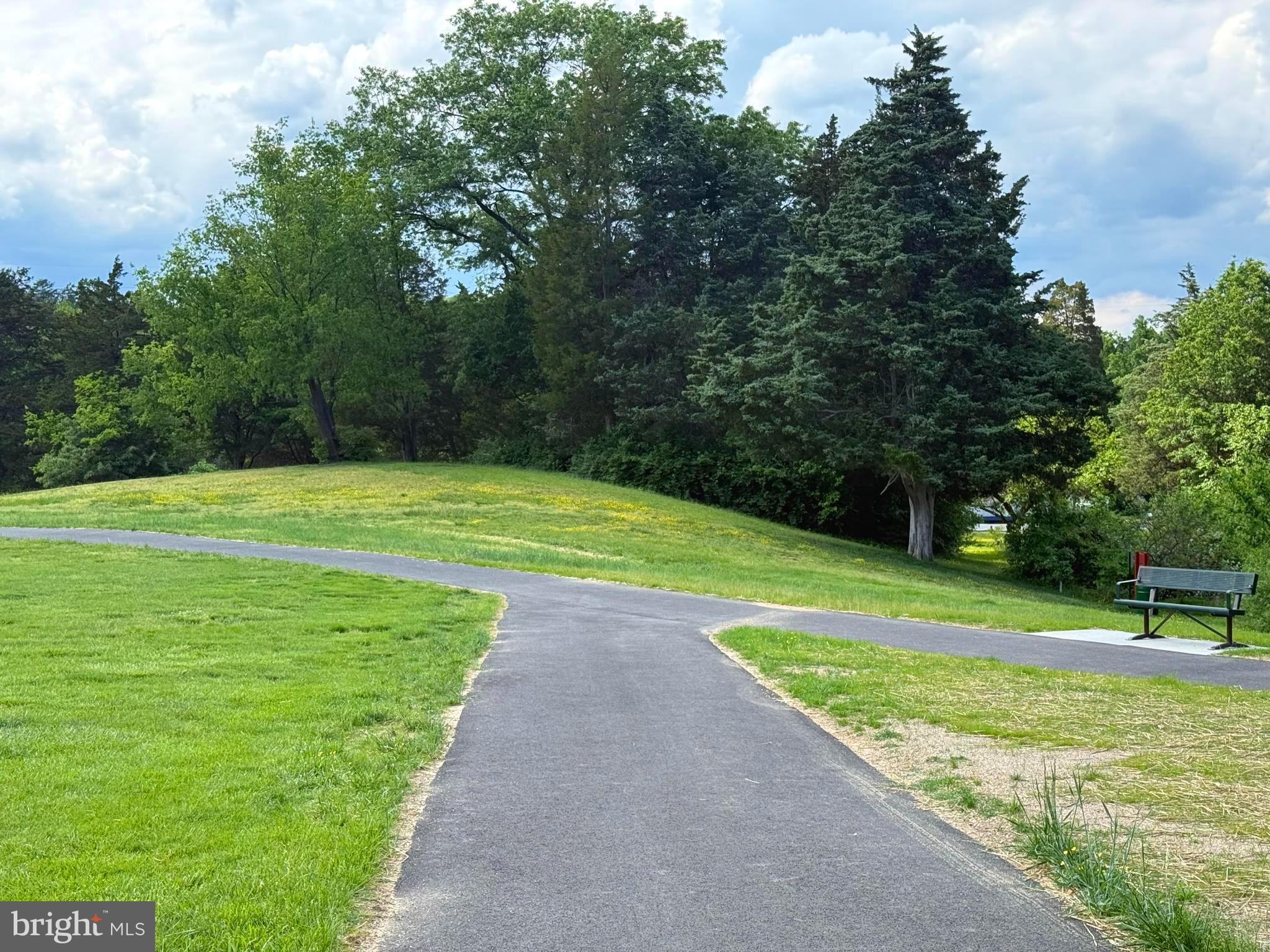 JEFFERSON MANOR - Residential