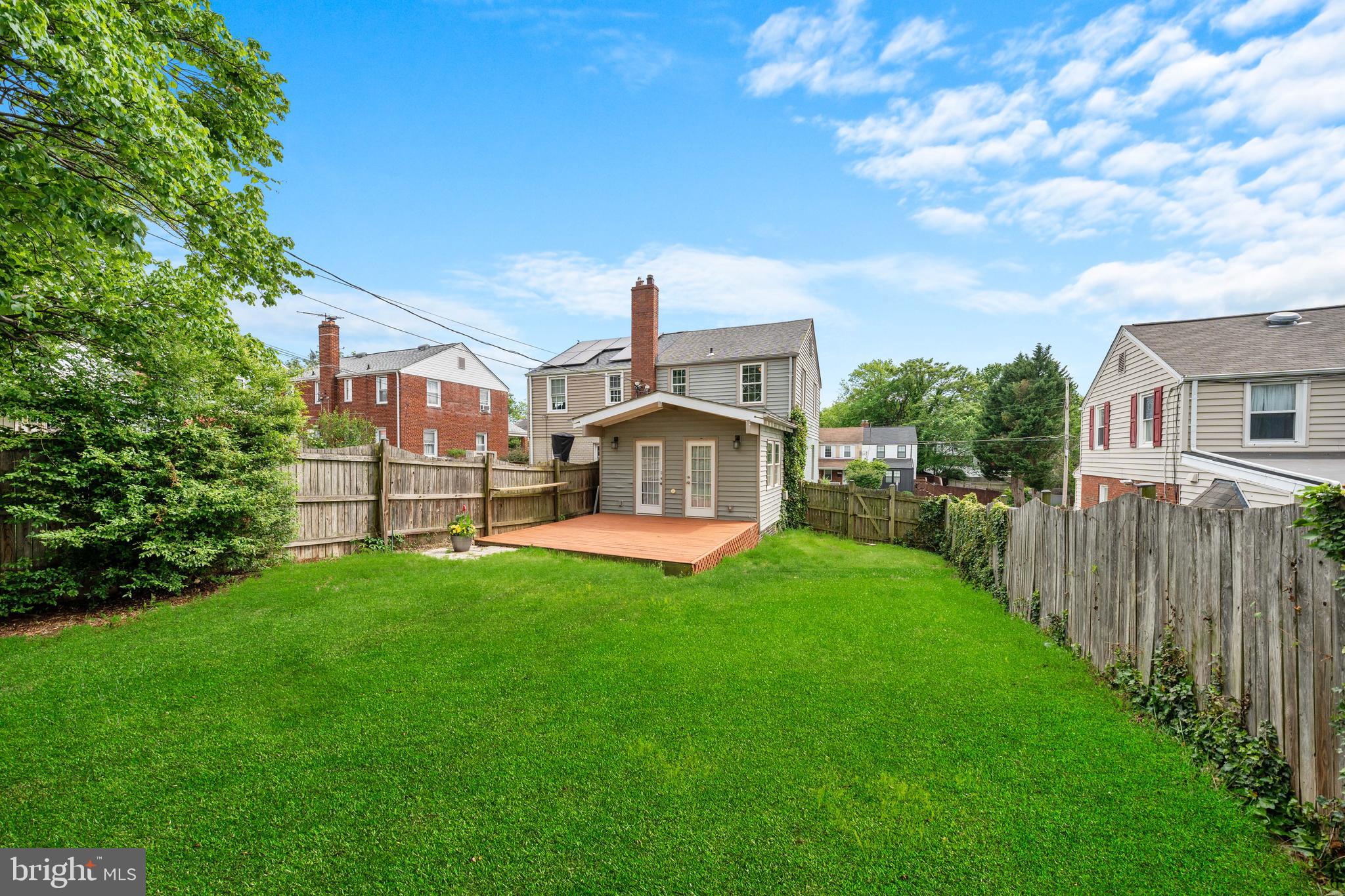 JEFFERSON MANOR - Residential