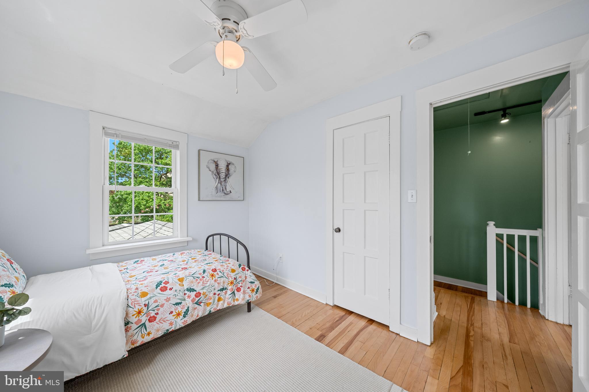 JEFFERSON MANOR - Residential