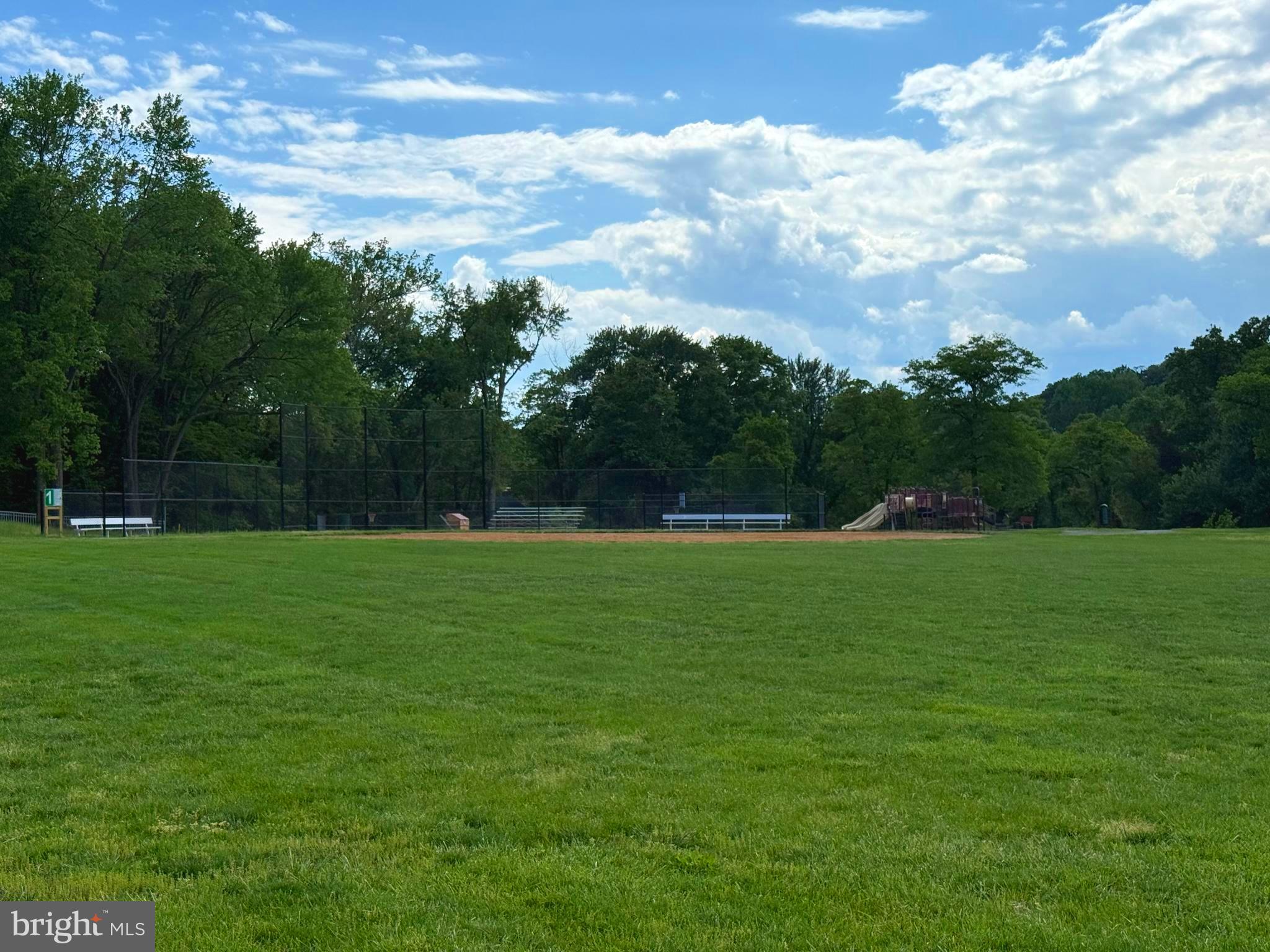 JEFFERSON MANOR - Residential