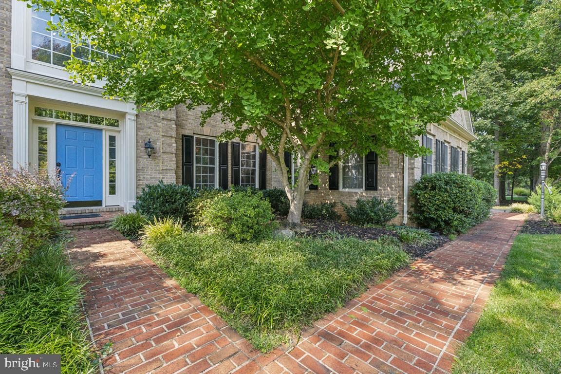 BROOKSIDE - Residential