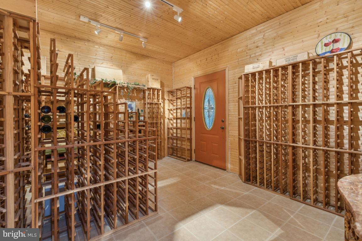 BROOKSIDE - Residential