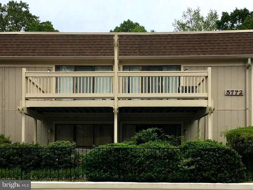 5772 REXFORD COURT G