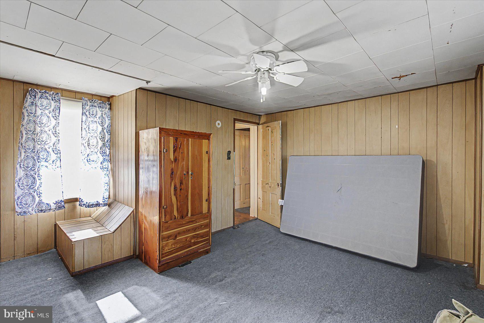 EDGEMERE/SPARROWS POINT - Residential