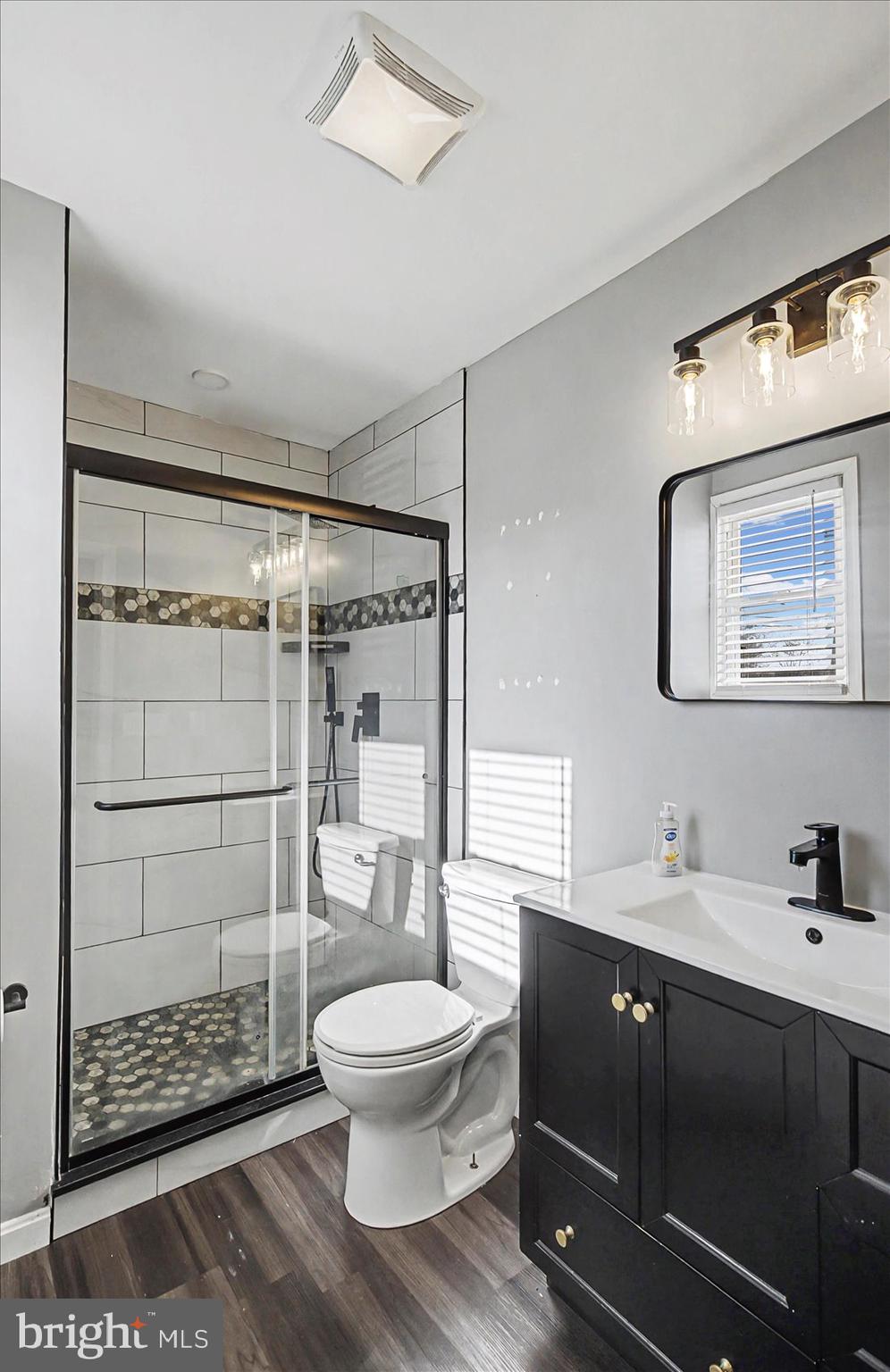 EDGEMERE/SPARROWS POINT - Residential