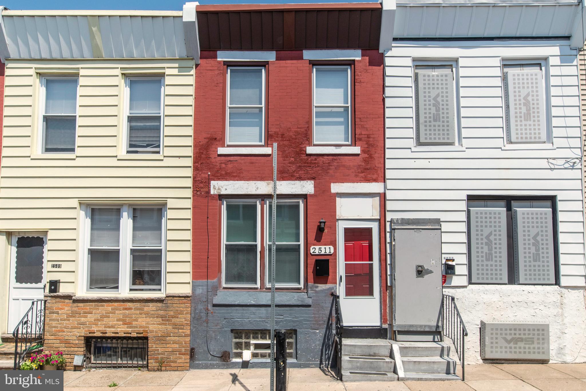PORT RICHMOND - Residential Lease