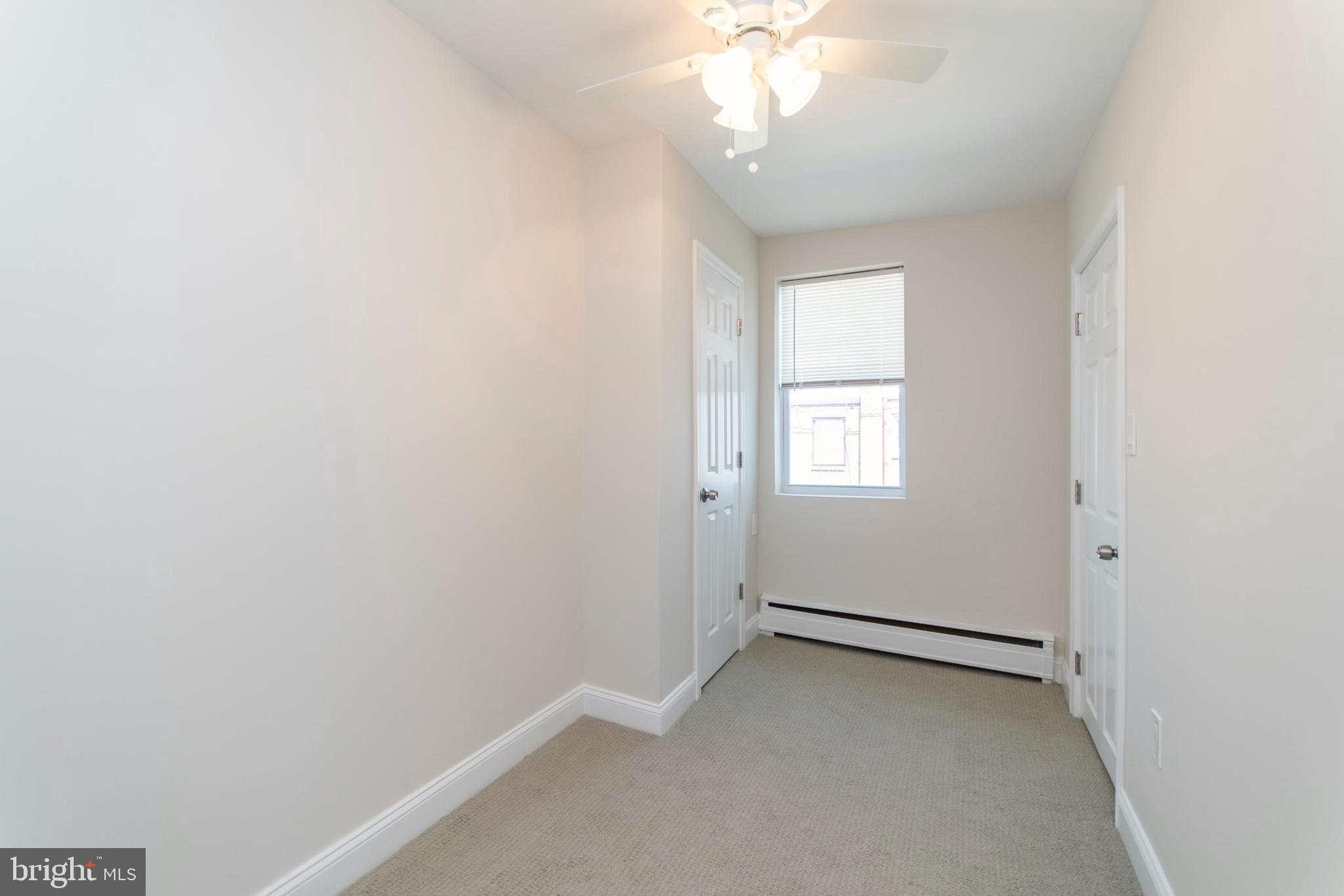 PORT RICHMOND - Residential Lease