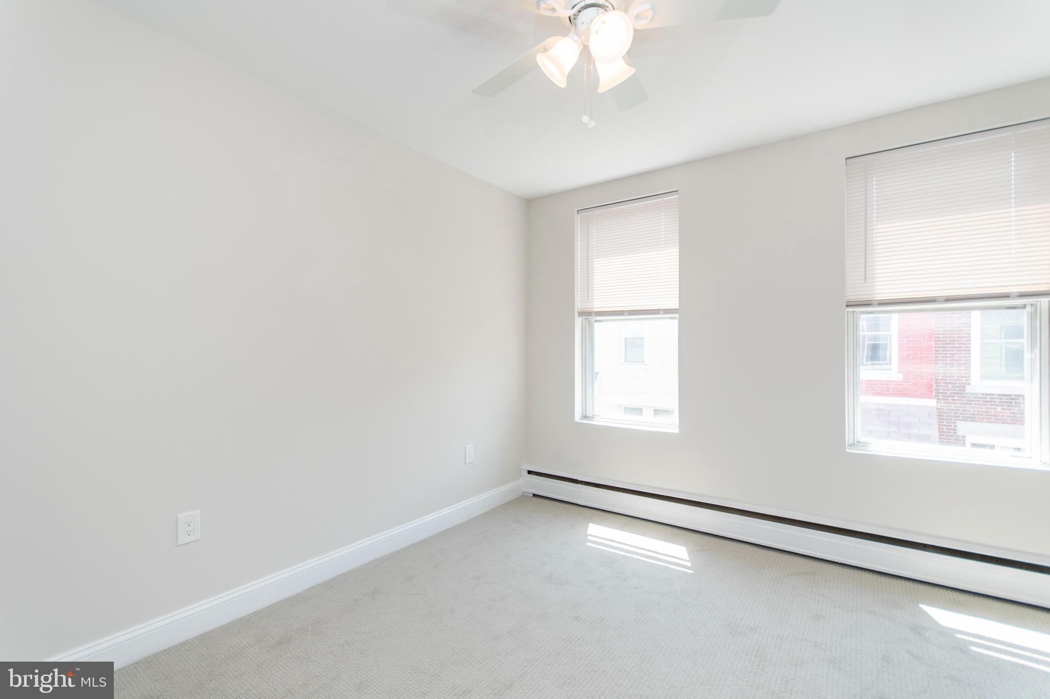 PORT RICHMOND - Residential Lease