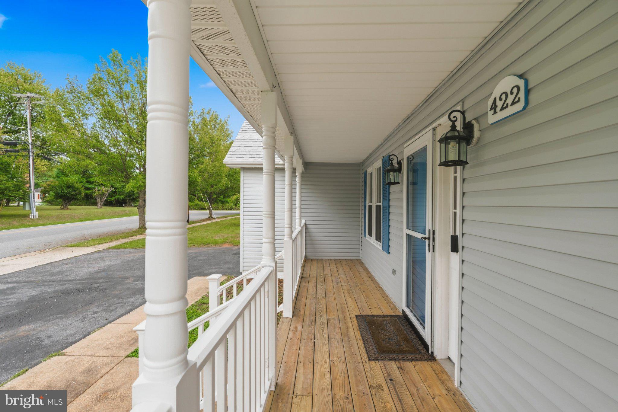 422 CENTRAL AVENUE
