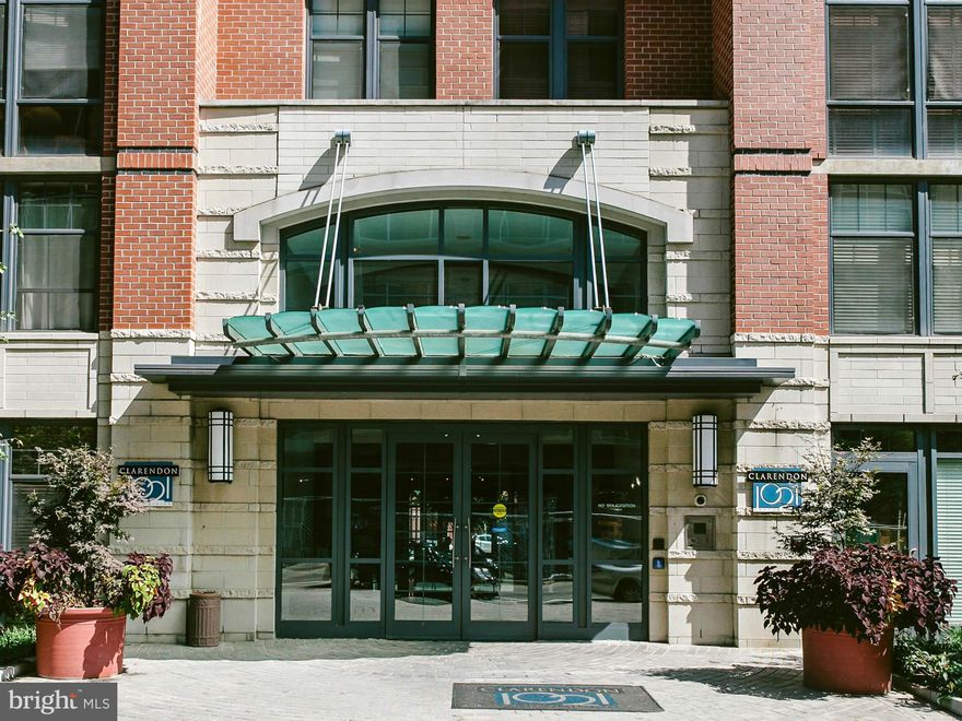 Beautiful 1BR/1BA Clarendon 1021 condo just steps to metro, shops + restaurants. Features open-plan LR/DR, kitchen w/granite counters + SS appliances, hardwood floors and balcony. One garage parking spot + storage unit. Amenities include outdoor pool, gym, 24-hr concierge + more.