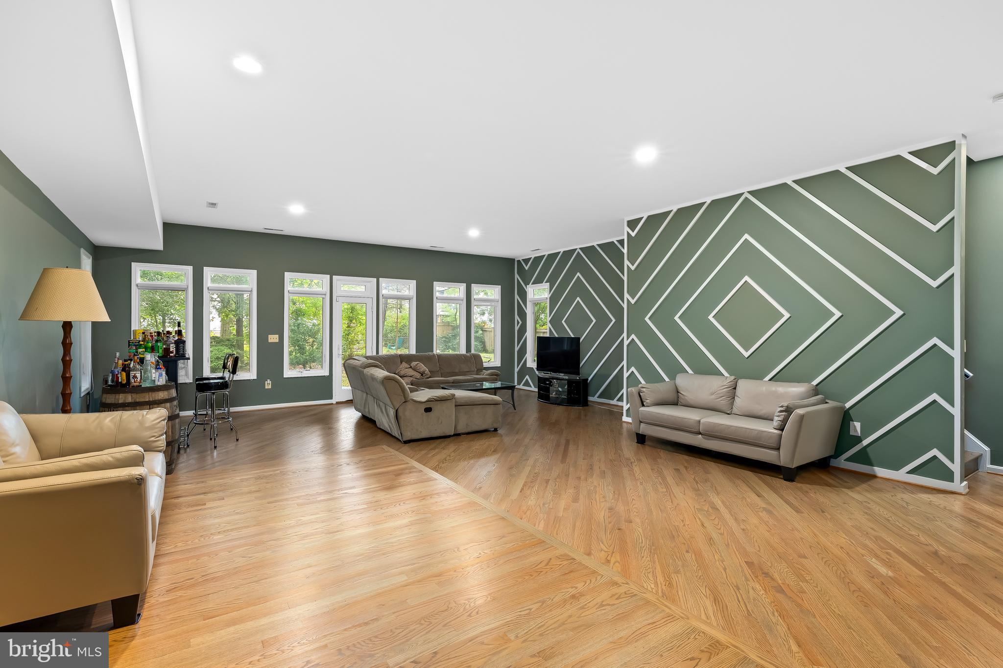 ELLISON HEIGHTS - Residential