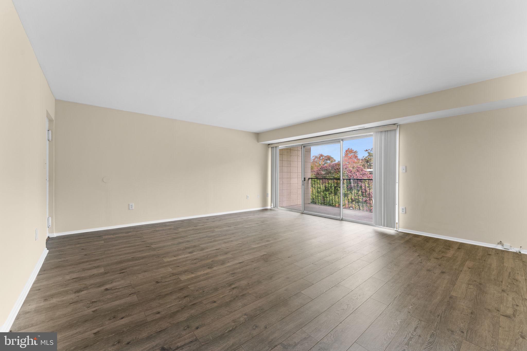 FRENCHMANS CREEK - Residential Lease