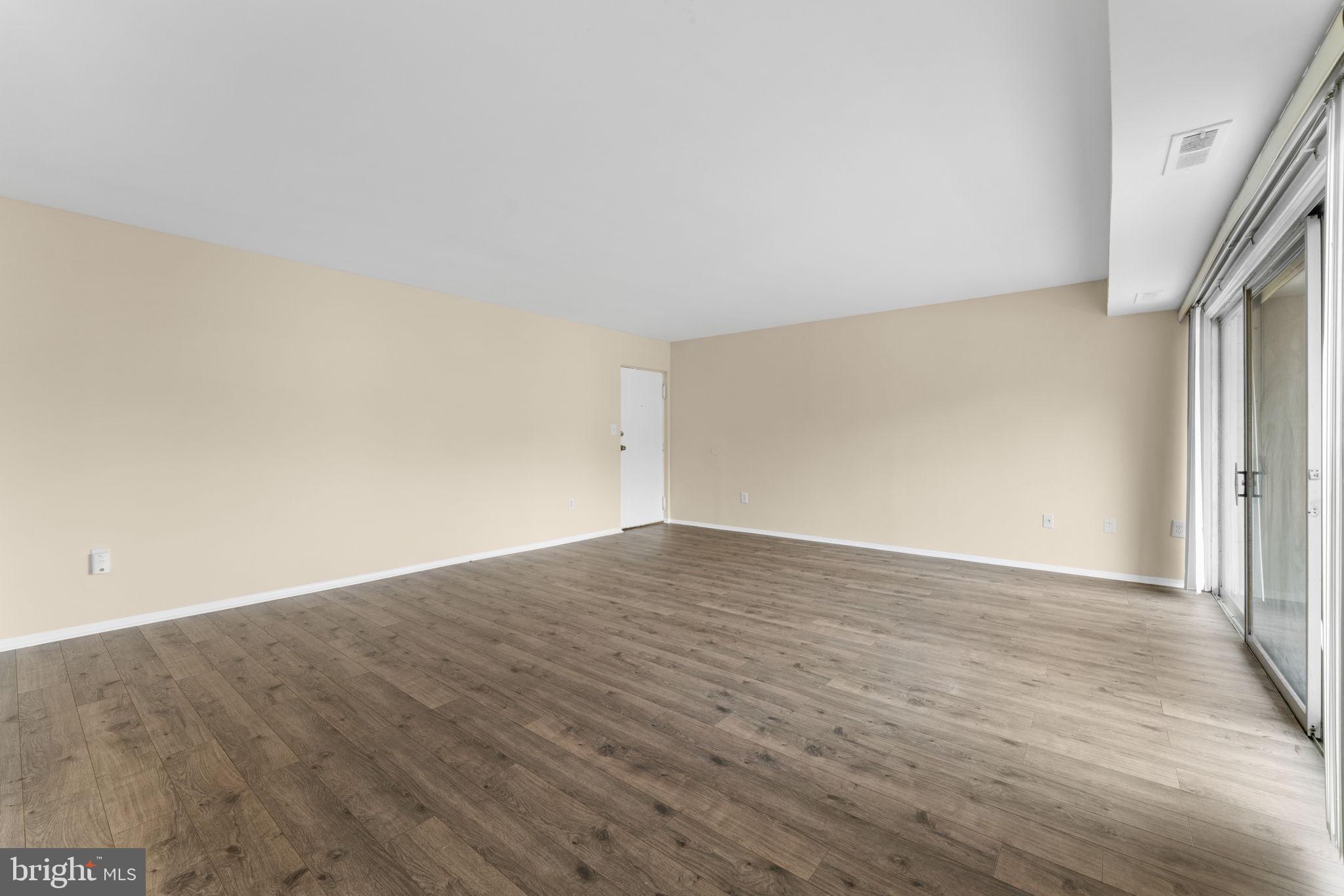 FRENCHMANS CREEK - Residential Lease