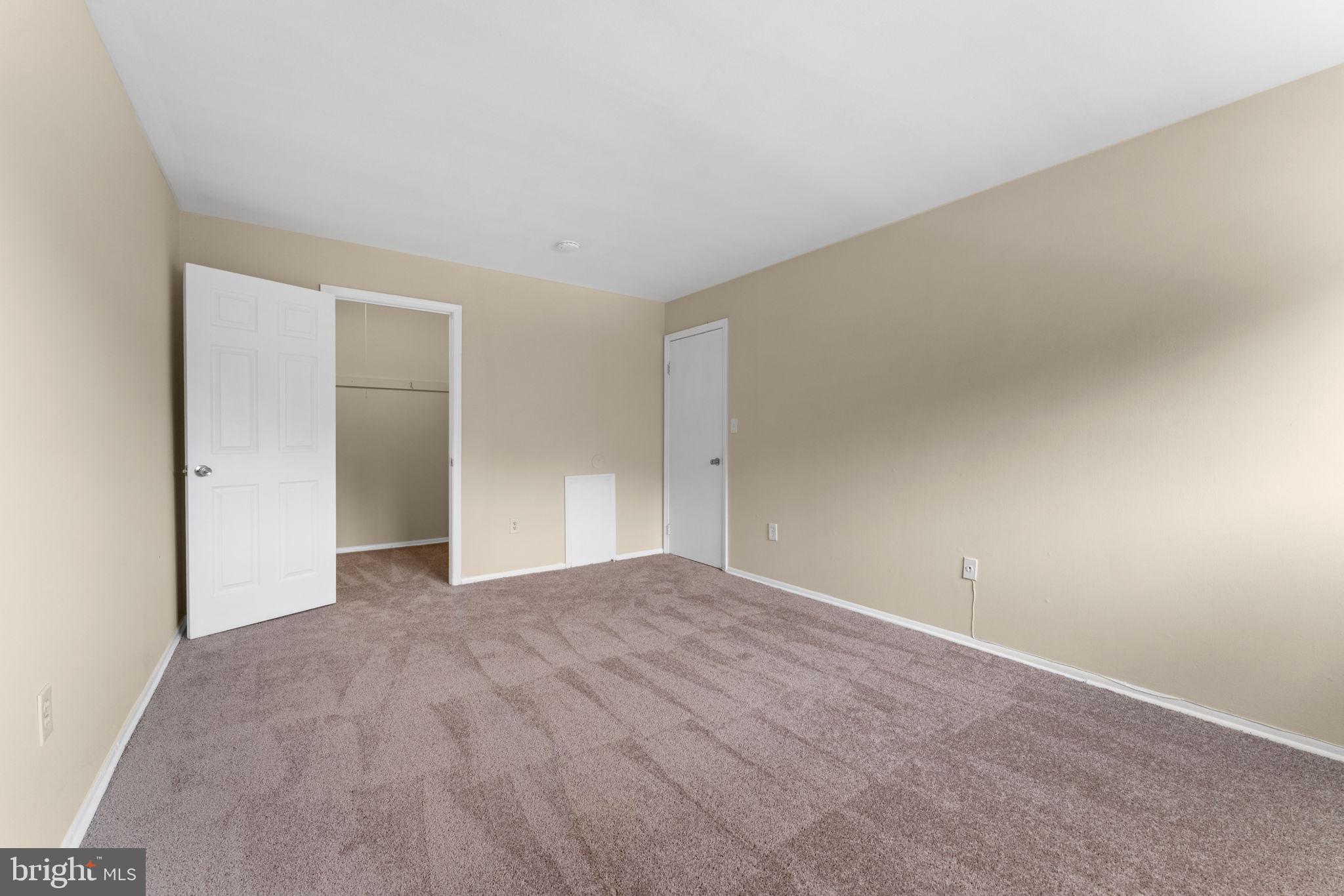 FRENCHMANS CREEK - Residential Lease