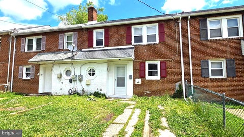 Townhouse For Sale - 18 S Pennewell Drive<br/> New Castle County, WILMINGTON, DE 19809