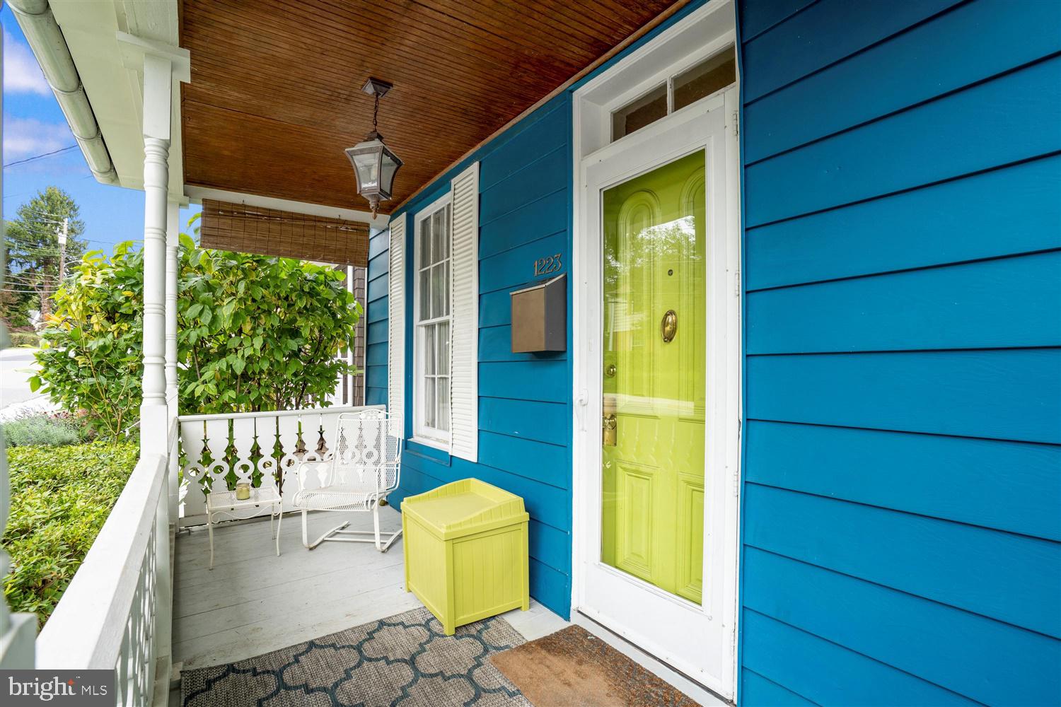 LAKE ROLAND - Residential