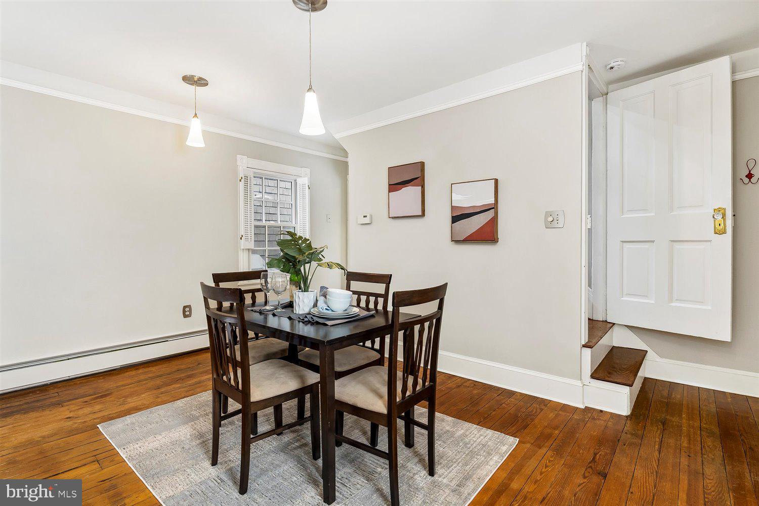 LAKE ROLAND - Residential