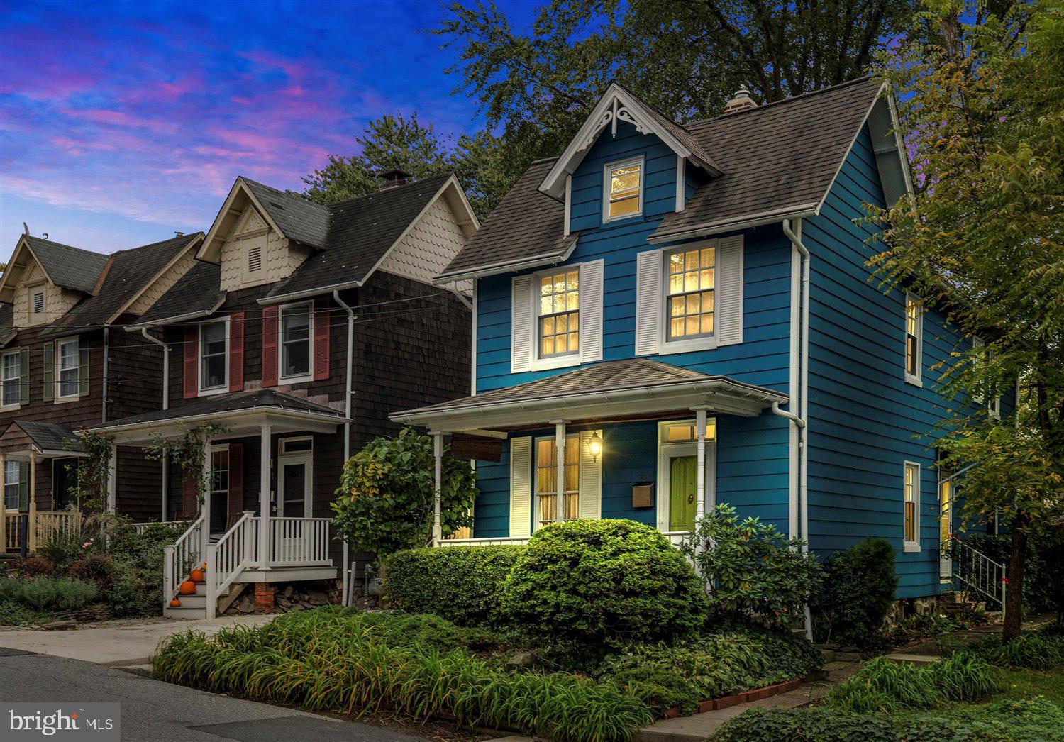 LAKE ROLAND - Residential