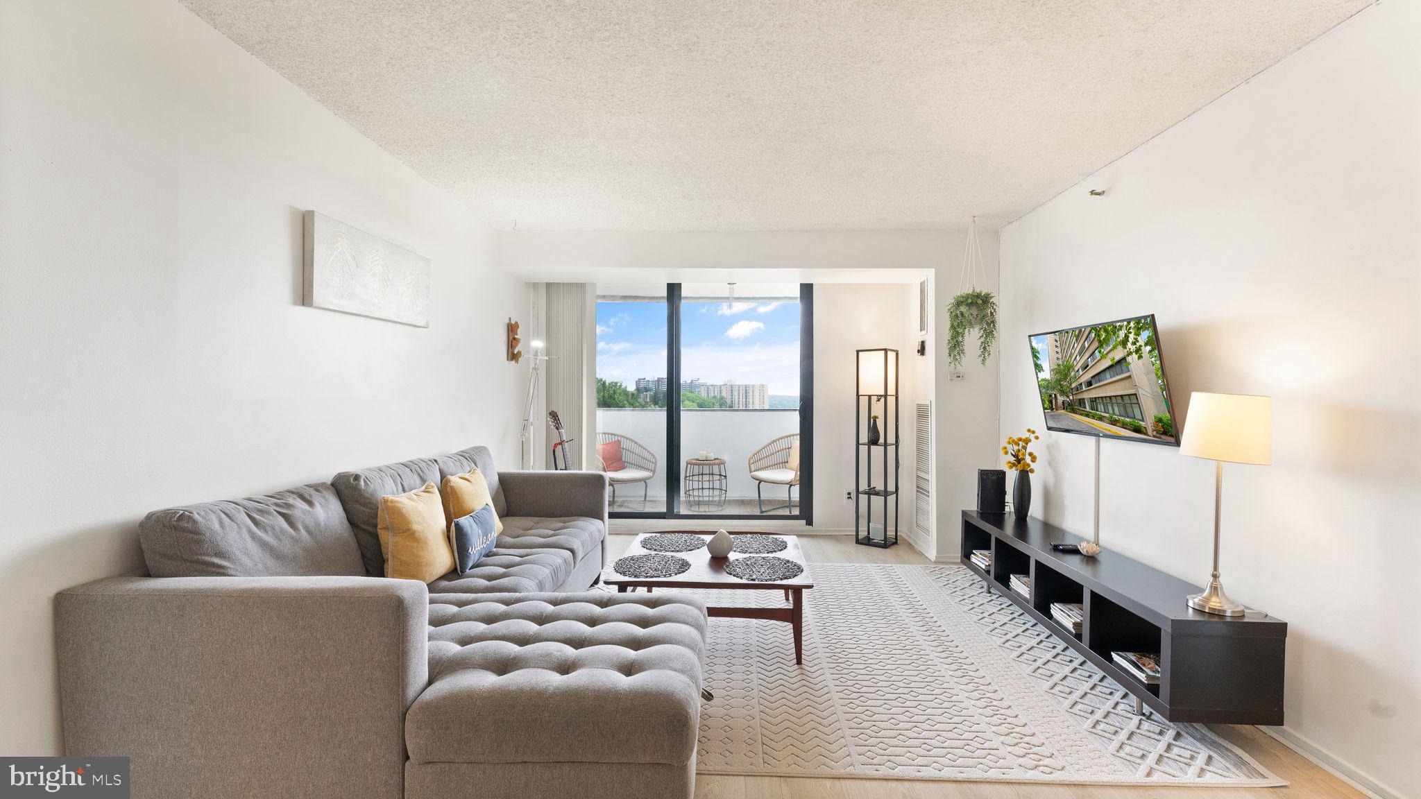 HIGHPOINTE - Residential