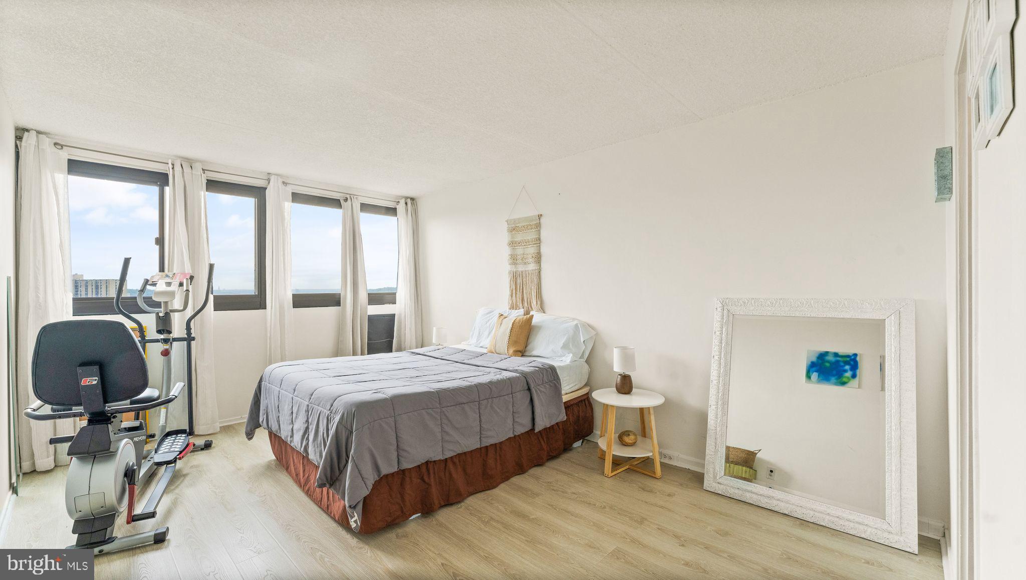 HIGHPOINTE - Residential