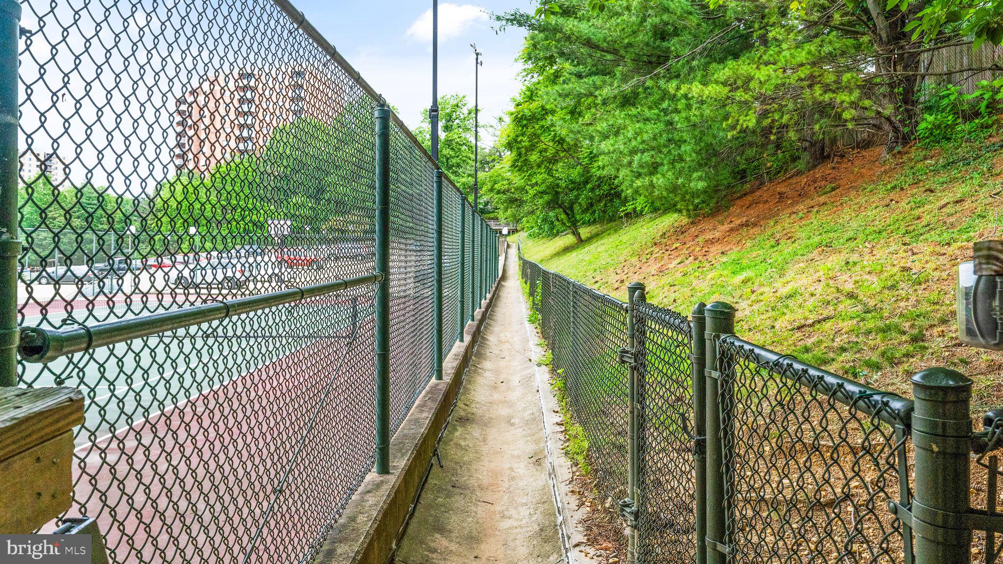 HIGHPOINTE - Residential