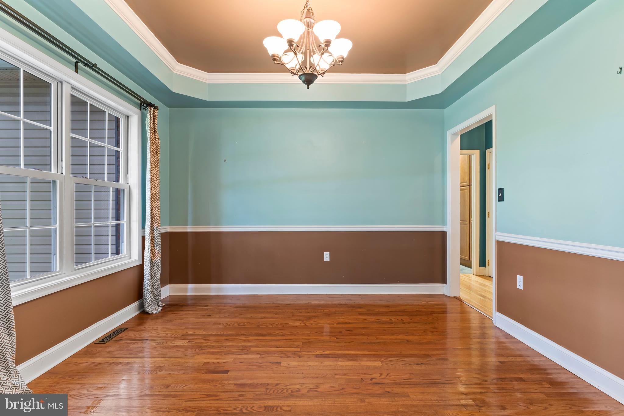 WESTBURY - Residential