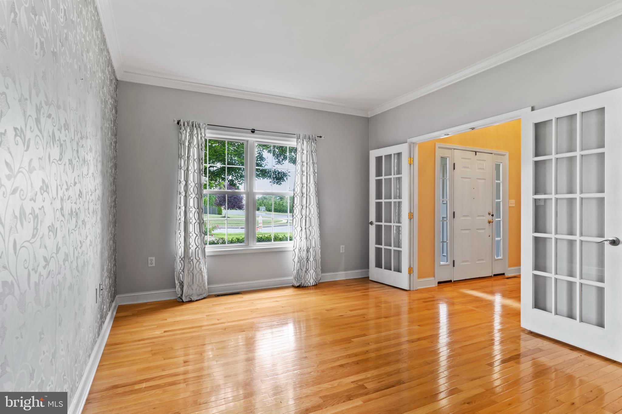 WESTBURY - Residential