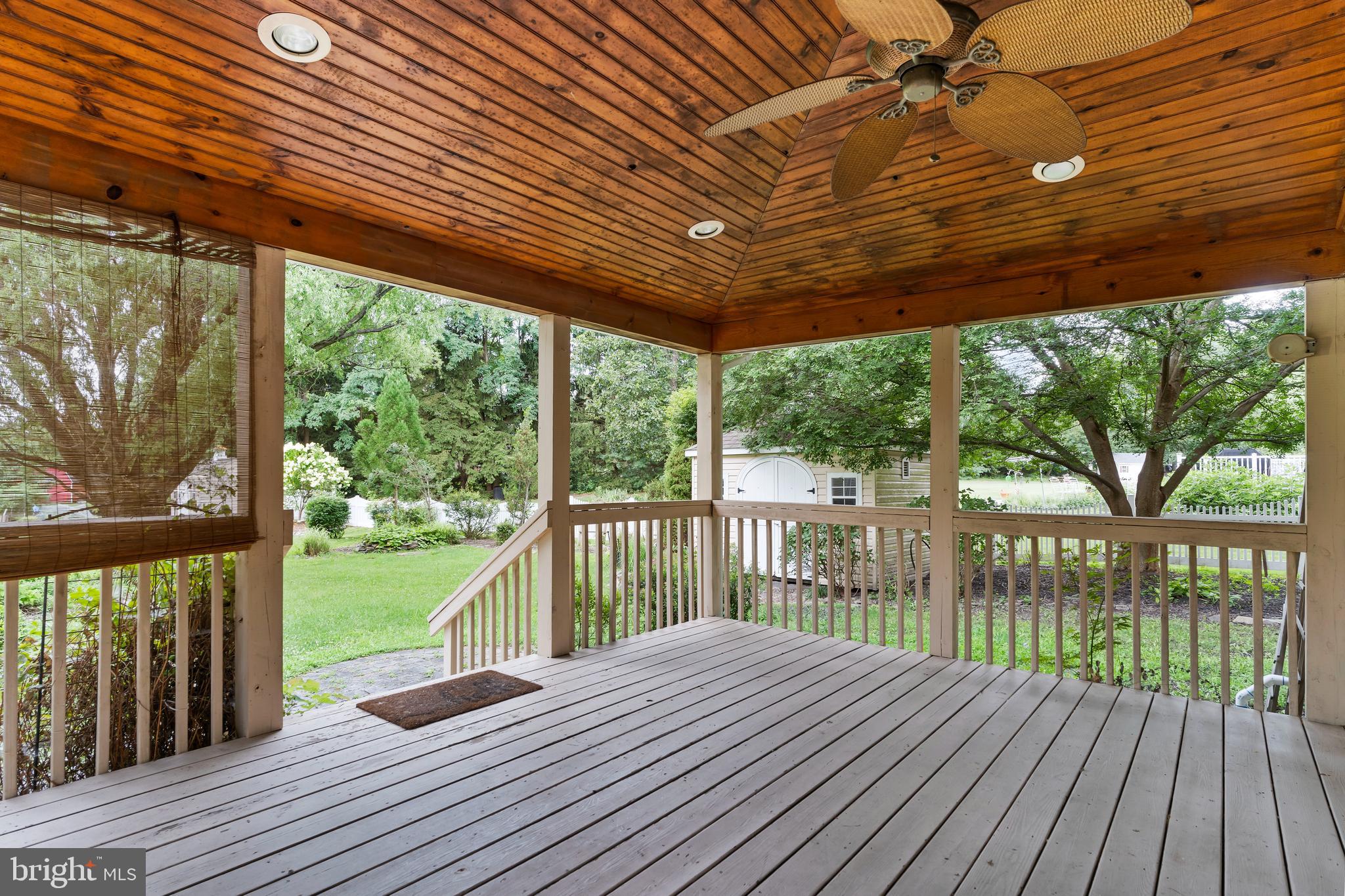 WESTBURY - Residential