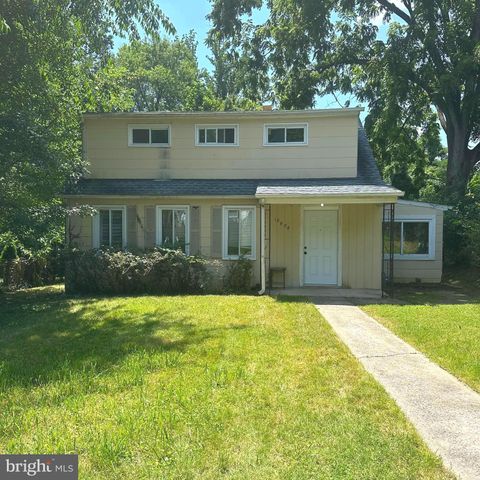 Photo of 10906 DEVIN PL, KENSINGTON, MD 20895 (MLS # MDMC2101540)