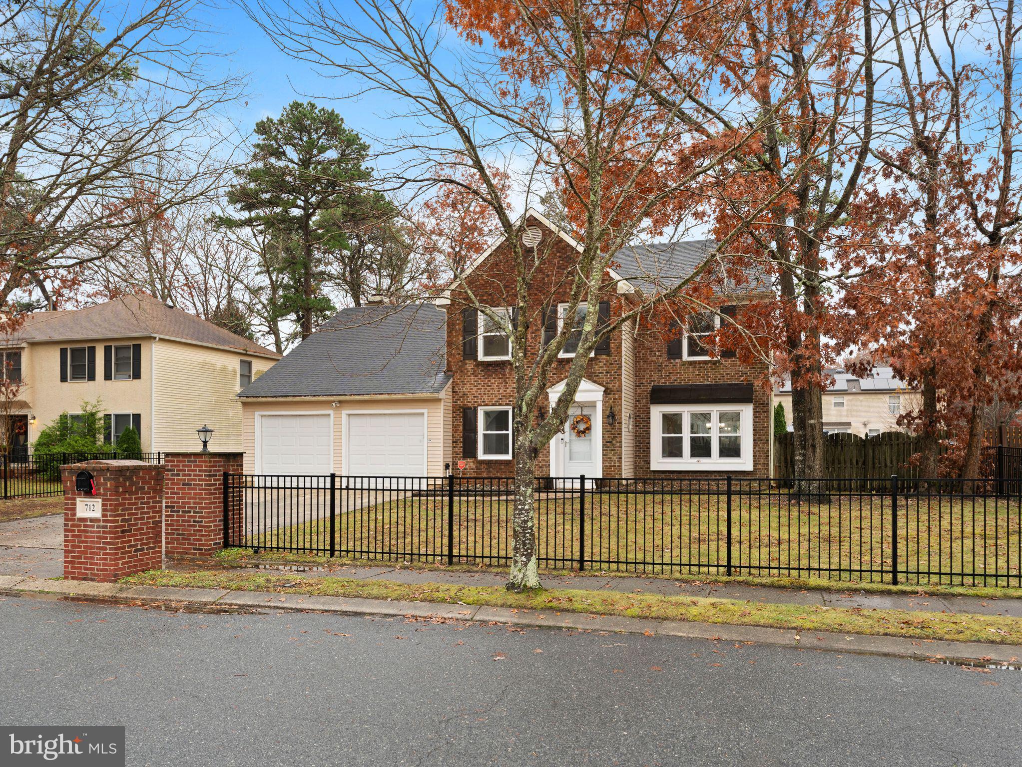 712 SCARBOROUGH DRIVE