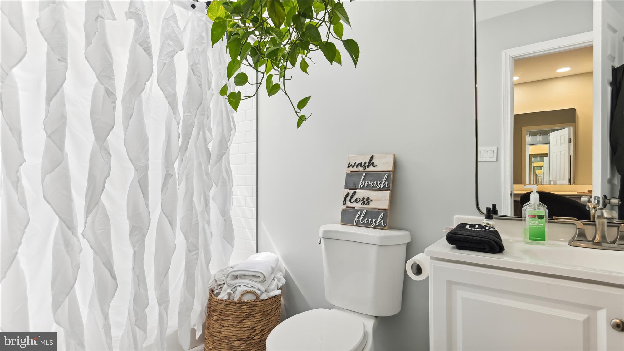 TANGLEWOOD - Residential