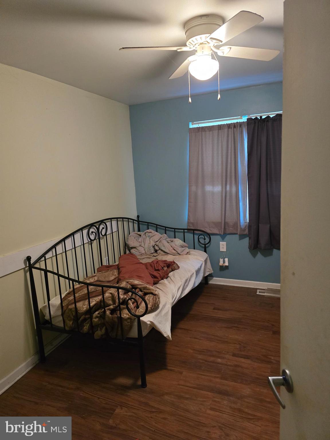 TEMPLE UNIVERSITY - Residential Lease