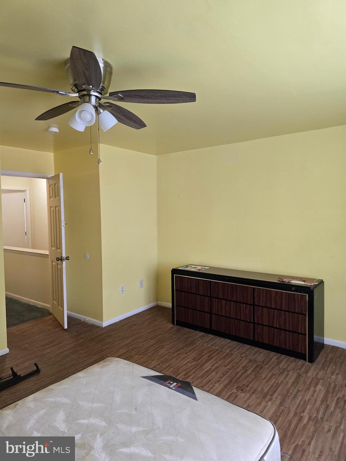 TEMPLE UNIVERSITY - Residential Lease