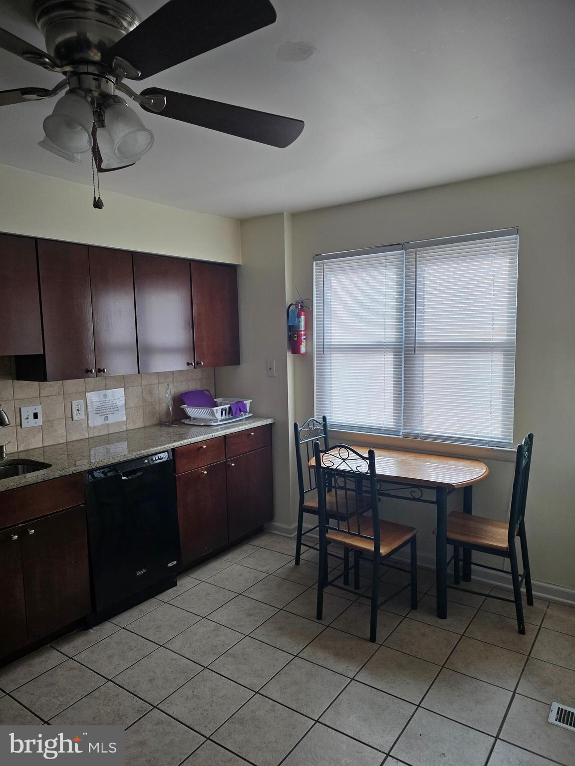 TEMPLE UNIVERSITY - Residential Lease